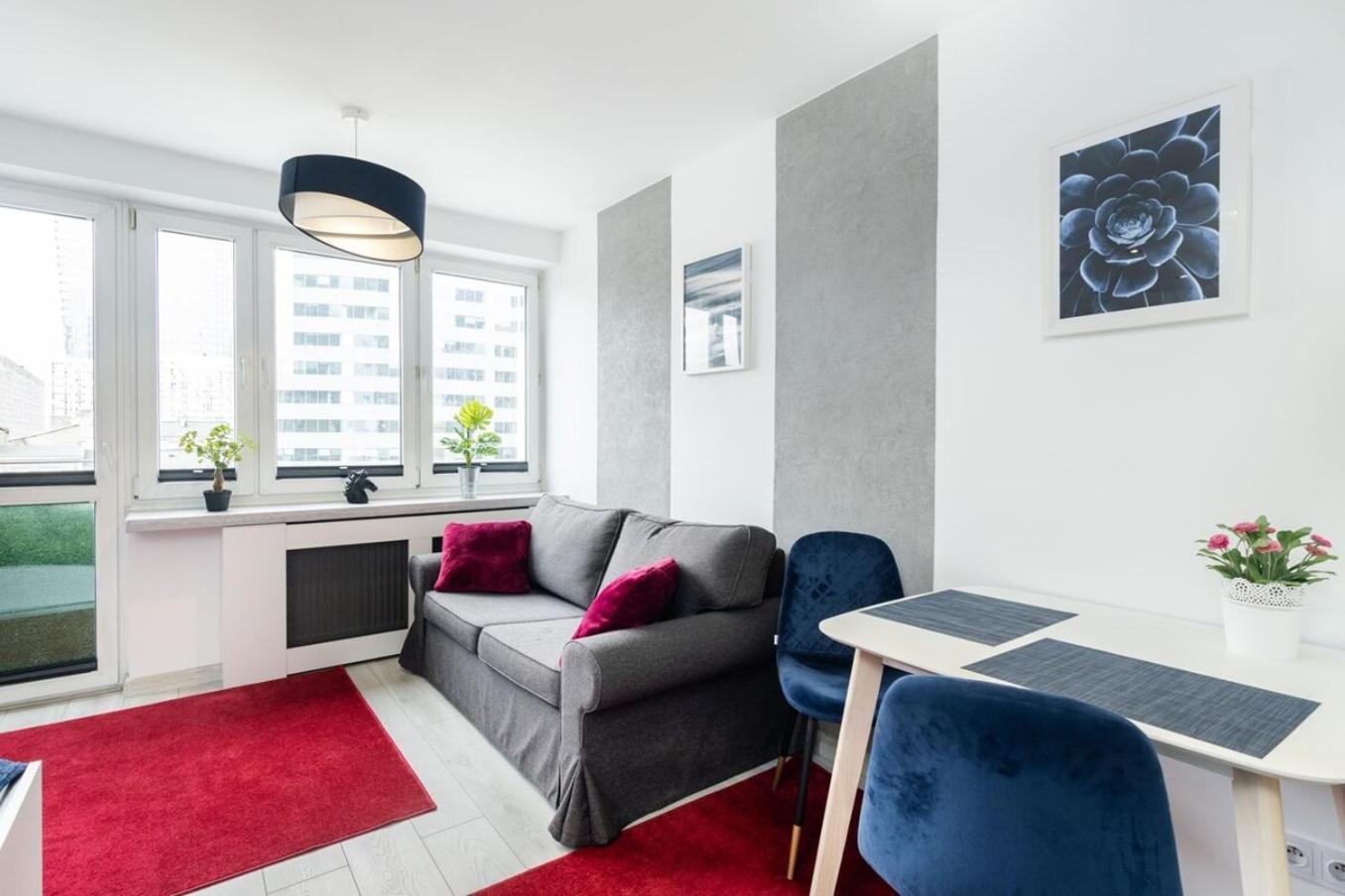 Beetroot Centre Rondo Onz Apartament Warszawa